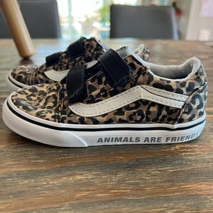 Toddler girl leopard print Velcro vans size 9